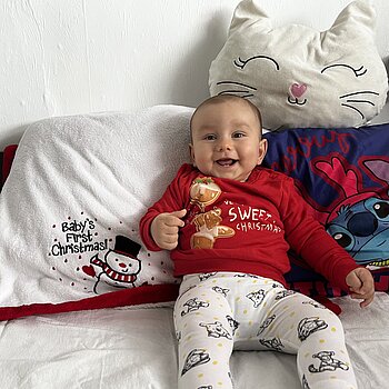 Големи усмивки с коледно настроение ❤️